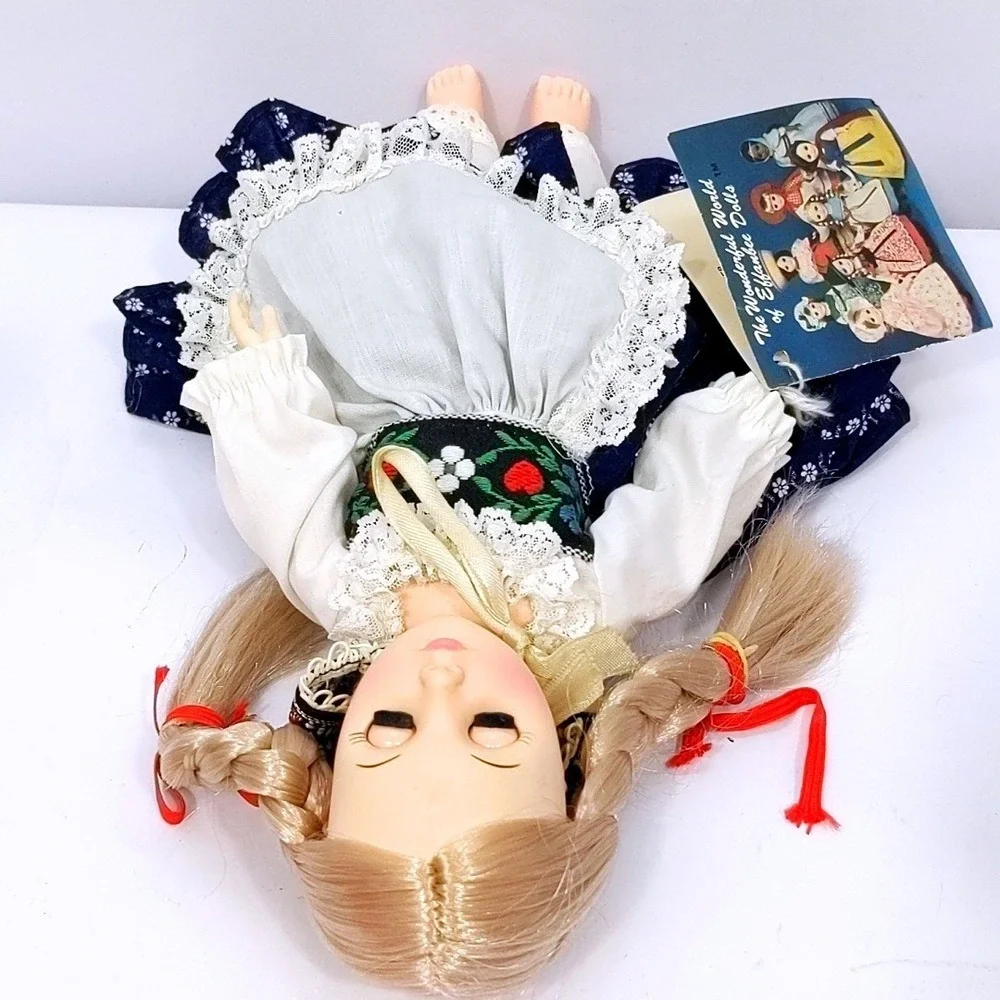 VTG 1971 Effanbee Heidi Storybook Collector Doll 11